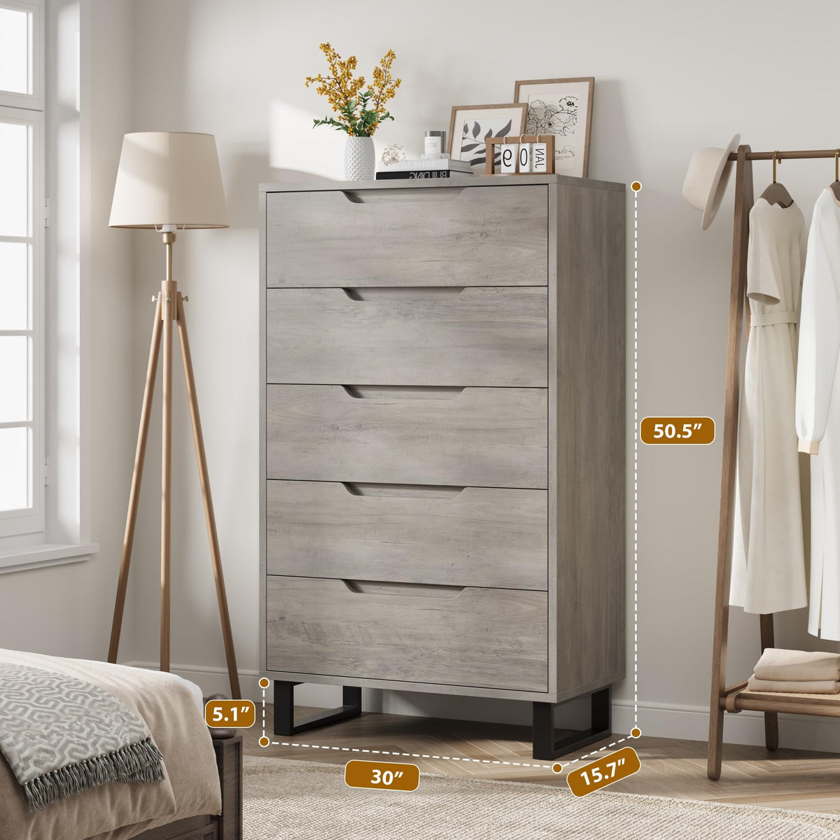 5 Drawer Vertical Dresser with Storage Z4523